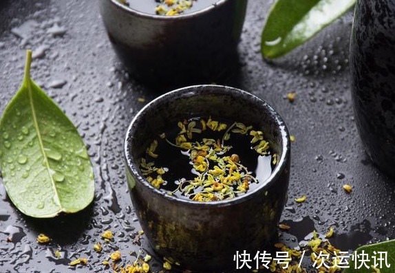 胃病|胃开始癌变，身体会出现“3多2臭”，若1个没占，胃部还算健康
