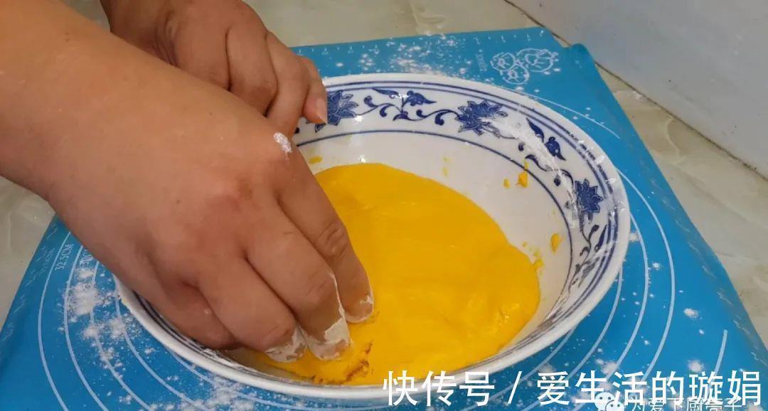 擀杖|南瓜丸子做法,锅里一炸,劲道又拉丝有弹性,出锅全家都抢着吃