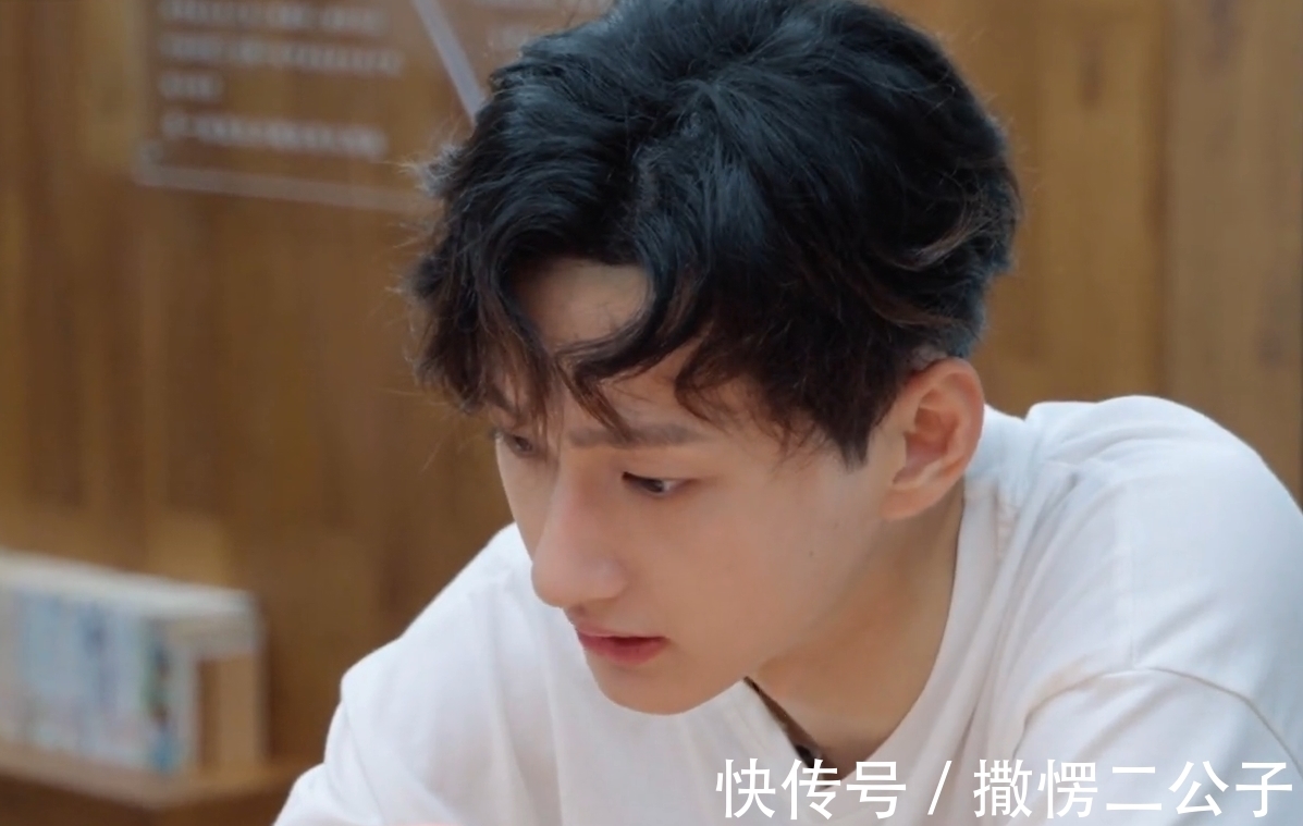 反问句|孟子义遇上耿直相亲对象，气氛看似冷清，实则两人是“推拉”高手