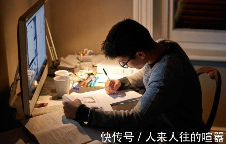 父母|为什么上初中就该给孩子带手机?其中这几点理由,家长别急着否定