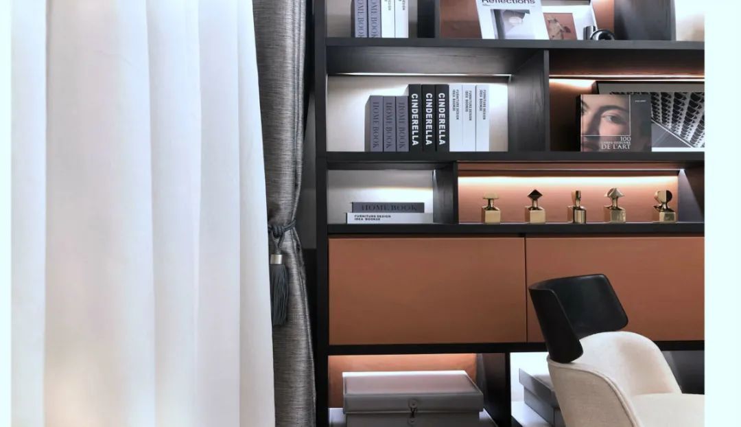 软装|180㎡现代时尚,中性色的空间,暗橙色点缀,带来稳重端庄的氛围