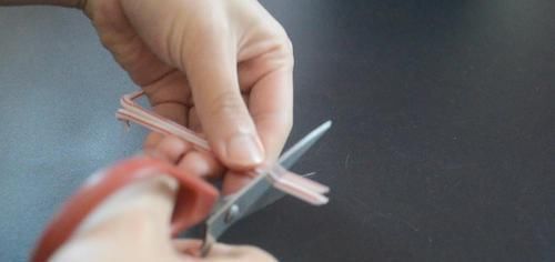 垃圾桶|垃圾桶里放2根吸管, 没想到作用这么大, 看完您会感谢我的