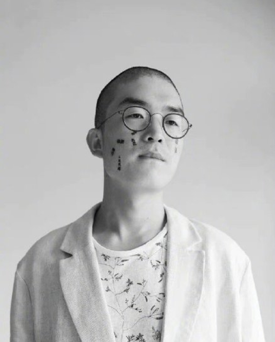 军师联盟|《我不是药神》字体设计师尚巍车祸去世,去世前三天还与网友互动