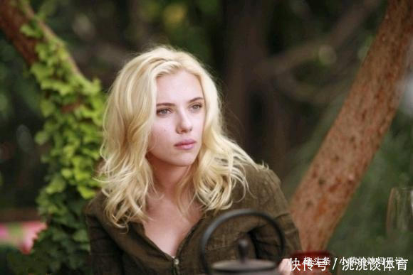 弹性|有“法令纹”的女人，平常多做这4件事情，颜值会有比较大的提升