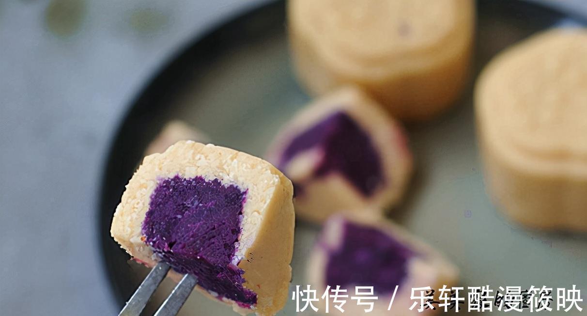 糯米粉|最近很火的米月饼，尝试一下~无糖无油热量低，没有烤箱也能做！