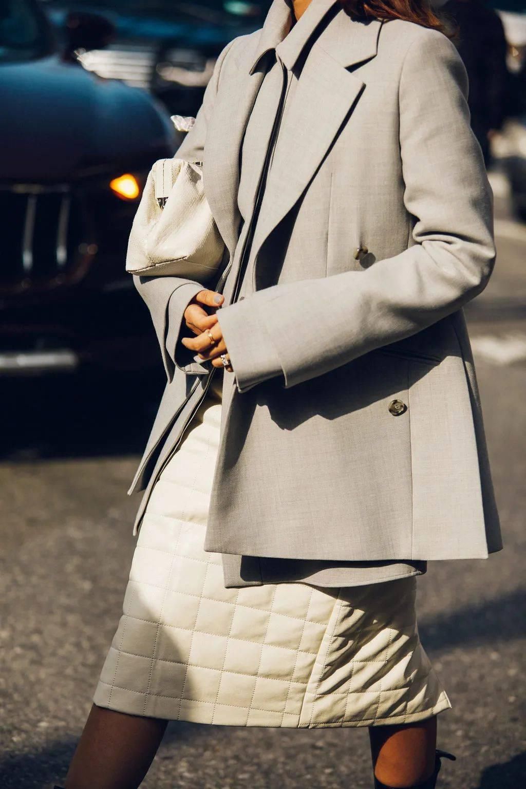  这件|刘雯身上这件「绗缝」外套，到底有多火？