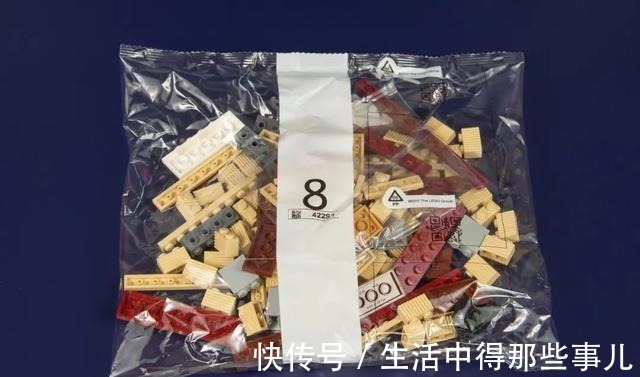 羽毛|乐高哈利波特76391霍格沃茨经典藏品开箱评测！