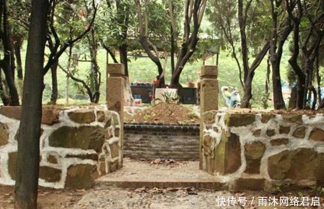 之中|妓女之中的奇女子,虽然已经死了三百多年,至今祭拜之人络绎不绝