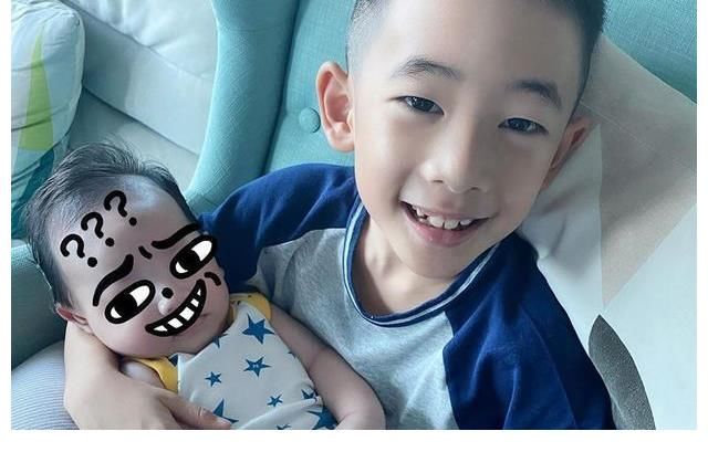 次子|應采兒罕曬次子