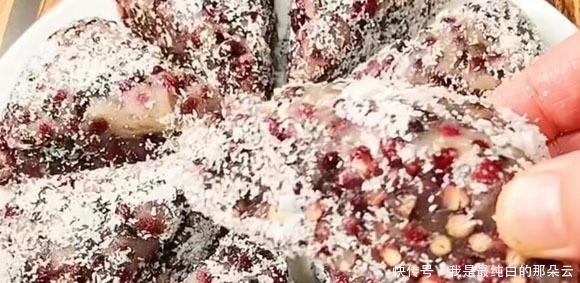 最近迷上吃它,不煎烤不油炸,上锅蒸一蒸,无油低卡还饱腹,好吃