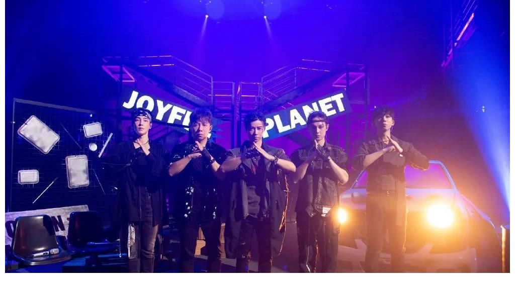 张智霖|《披荆斩棘的哥哥》:绝美舞台的背后,这一点是有必要点赞的