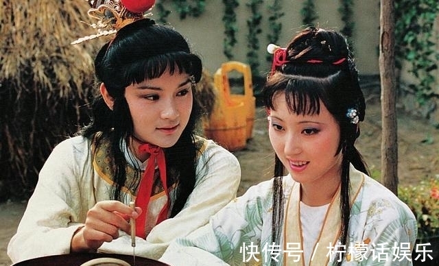 千金小姐!一件肚兜,一双鞋子,一个香袋,将钗黛湘的教养区分得明明白白