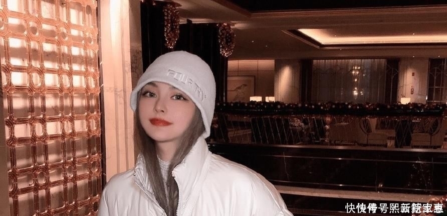 潮牌|周扬青进军娱乐圈后,又称要踏足彩妆界,因太活跃被指“割韭菜”