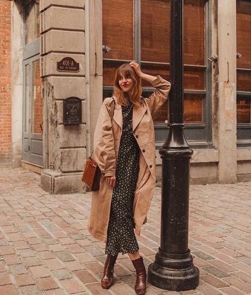 真正会穿的女人，春天穿风衣都这样搭裙子，你想要的时髦高级都有