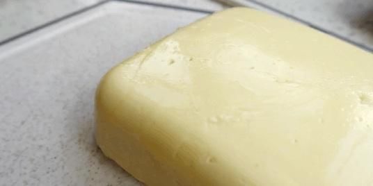 蛋黄|一杯牛奶，2个蛋黄，教你牛奶新吃法，滑嫩又柔软，孩子抢着吃