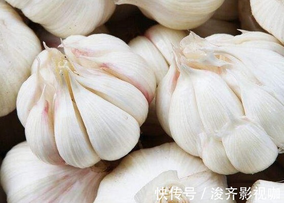 胃部|大蒜百利却有“3害”,且对身体危害极大,多数人住进医院才明白