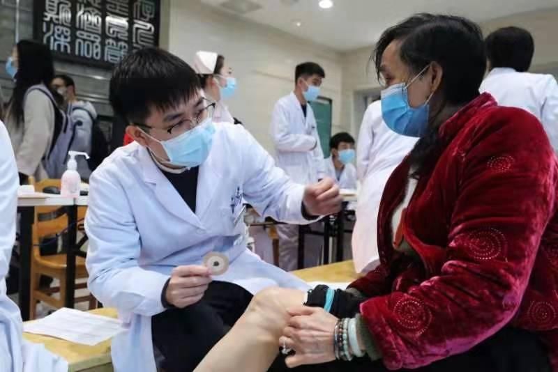 疗效|冬至养生有讲究!并非所有人都适合三九天灸