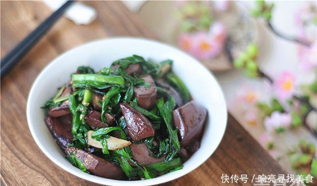 真鸭血|它是“人体清道夫”,隔三差五吃1次,清肝排毒,熬夜的人多吃