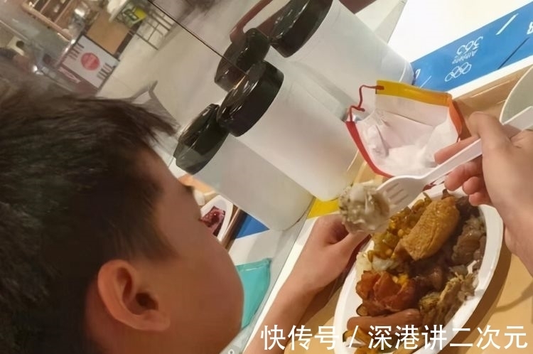 何教练|怪不得全红婵不吃了，为保持体重一天称三次，何教练：全靠她自觉