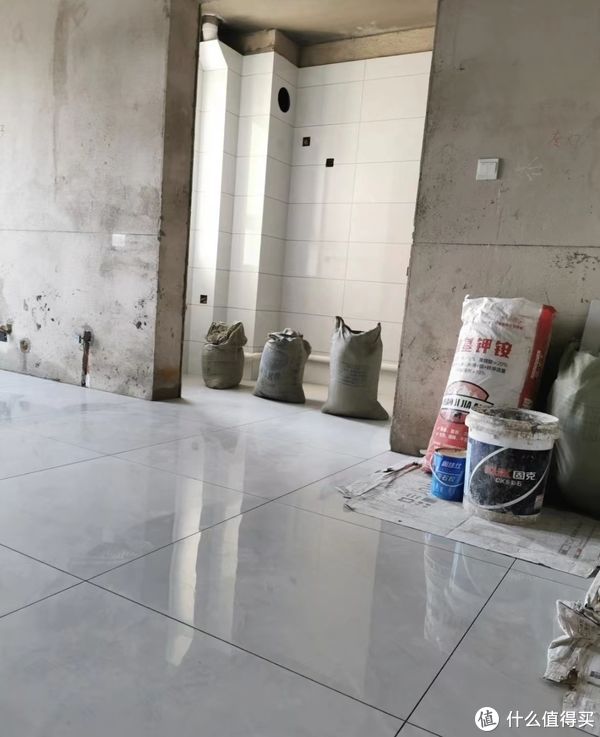 瓷砖|装修时，若遇到这样的工人师傅，你真的太幸运了，不光省钱还省事