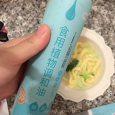 青菜叶|蛋黄面线