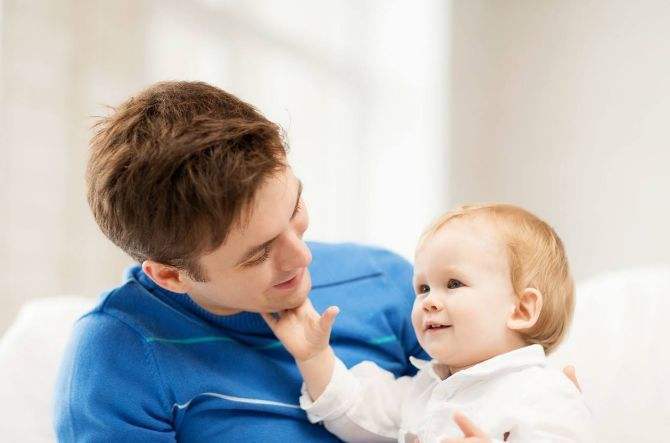 小宝宝|4种行为出现的越早,说明宝宝大脑发育越好,将来会更加聪明