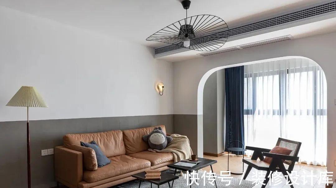 阳台|客厅和阳台之间要不要装门?过来人:关键看这些~