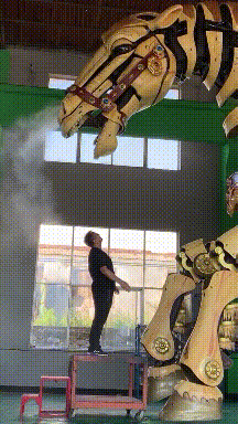 |搞笑GIF: 如何才能健康长寿 大爷讲的太对了