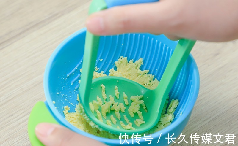 鲜虾|不加一粒盐，儿子抢着吃光光！荤素搭配，不仅补水还双重补钙