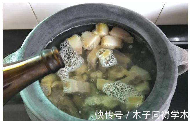 咸五花肉片|这菜只有春天有，咸鲜味美，一上桌就被抢光，做法超简单