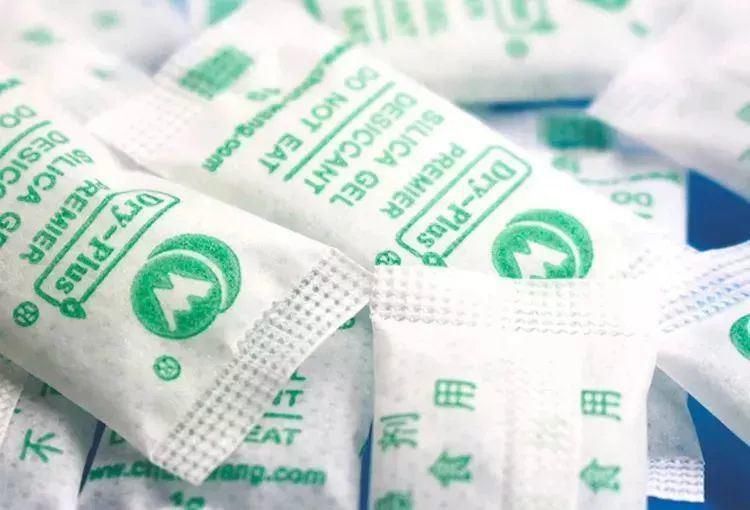 塑料瓶|8岁男孩家中意外失明，太可怕了，家家都有这东西！