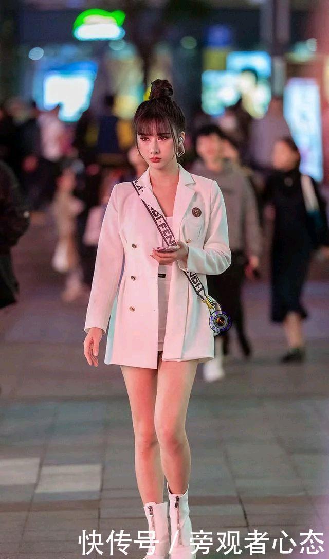 冬季保暖又显瘦的穿搭方式,让你既时尚又温暖