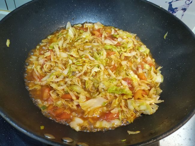 毛钱|西红柿和它是绝配，夏天常给家人吃，几毛钱一斤，清脆酸爽真开胃