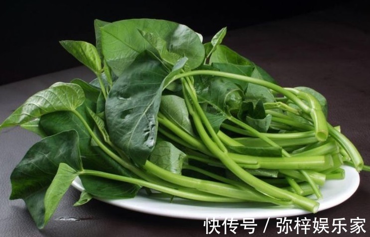 韭菜|女人怀孕后,尽量少吃以下3种蔬菜,对自己和胎宝都有影响