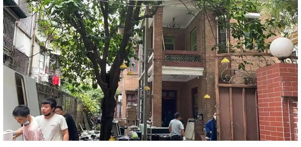 叫嚣声|大湾区哥哥广州行被控扰民？凌晨高歌粉丝堵死交通