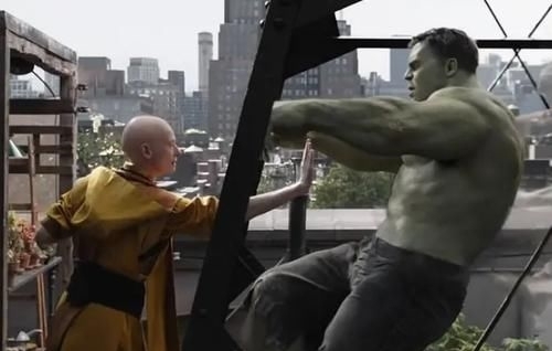 复联4 绿巨人回到12年找古一 导演早在 复联1 就埋下了伏笔 快资讯 复联4 绿巨人回到12年找古一 导演早在 复联1 就埋下了伏笔 快资讯