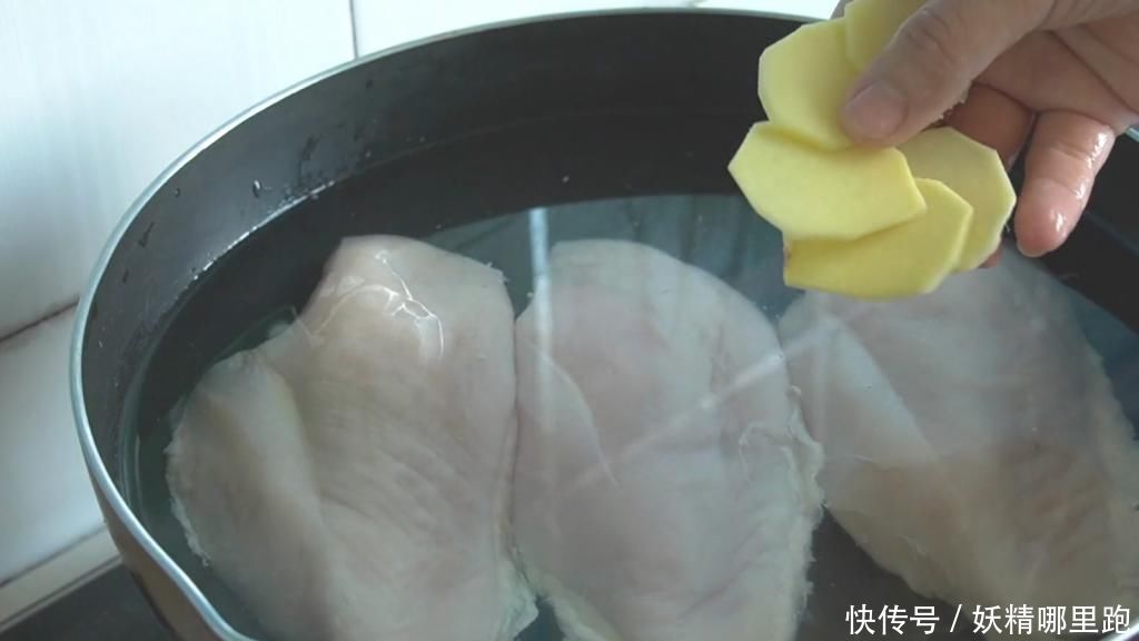 立秋之后贴秋膘，鸡胸肉不炒不炸不煲汤，麻辣美味不发胖，营养减脂两不误