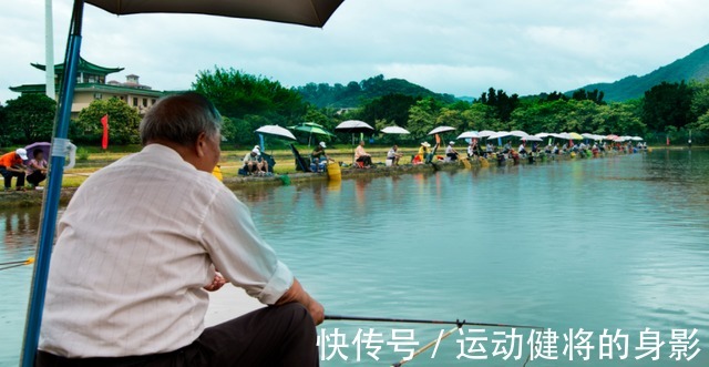 想要钓鱼配方的朋友,看这里,我给你!