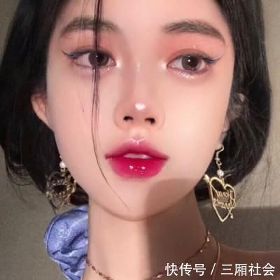 脱妆|青春期女孩总是满脸大油田,日常坚持“3小事”,从此做个爽妹子