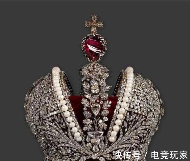 头饰$来自俄罗斯皇室的神秘珠宝,奢华的设计风格,带你领略不一样的美!