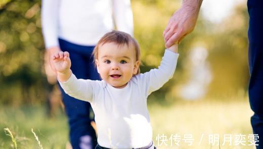 孩子|积食''害怕''一种水,若孩子爱喝,养好脾胃,积食绕道而行