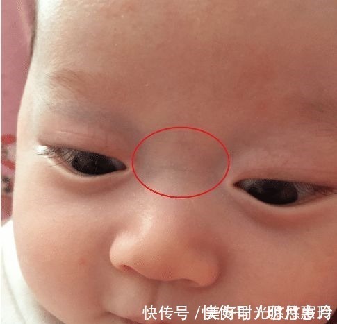 积食|如果宝宝发出这些表现,可能是暗示身体“积食”了,家长别忽视