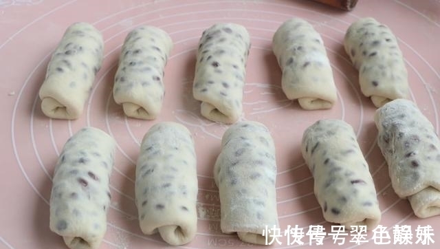 新面食|早餐比包子简单，比馒头好吃，两手一卷，出锅孩子一口气吃3个