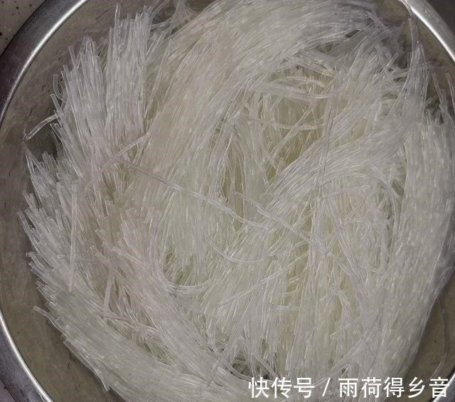 味道|鸡杂炒粉丝,味道鲜香,超级下饭!