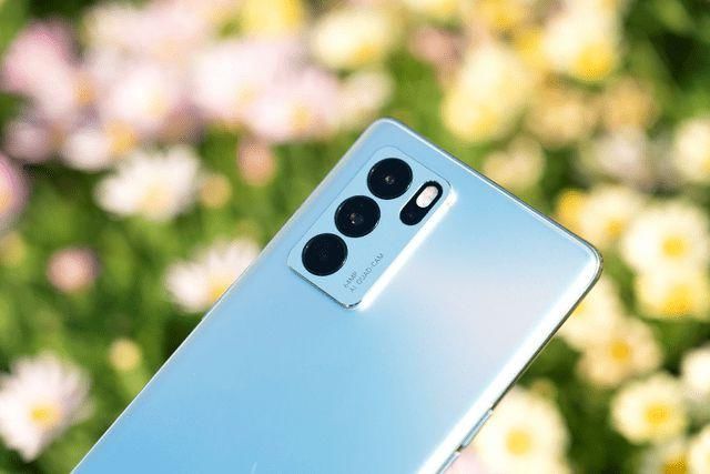 人美景美？OPPO Reno6 Pro轻轻一点就成大片，这些玩法更有意思