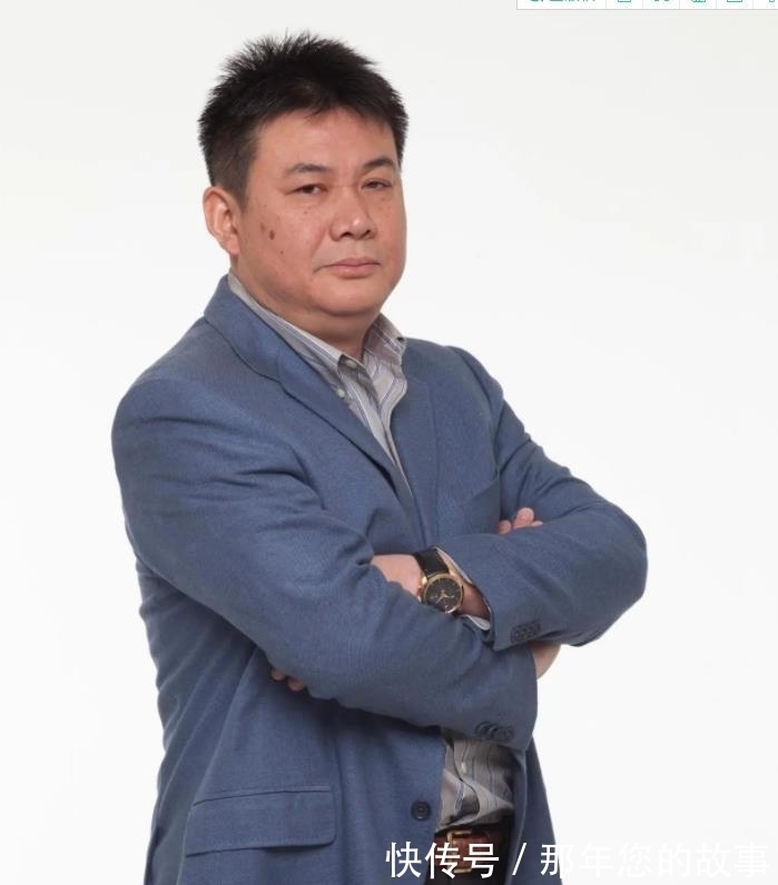 杨雯锦|为什么选择蔡斌而不是王宝泉?一个是“压”人,一个是“废”人