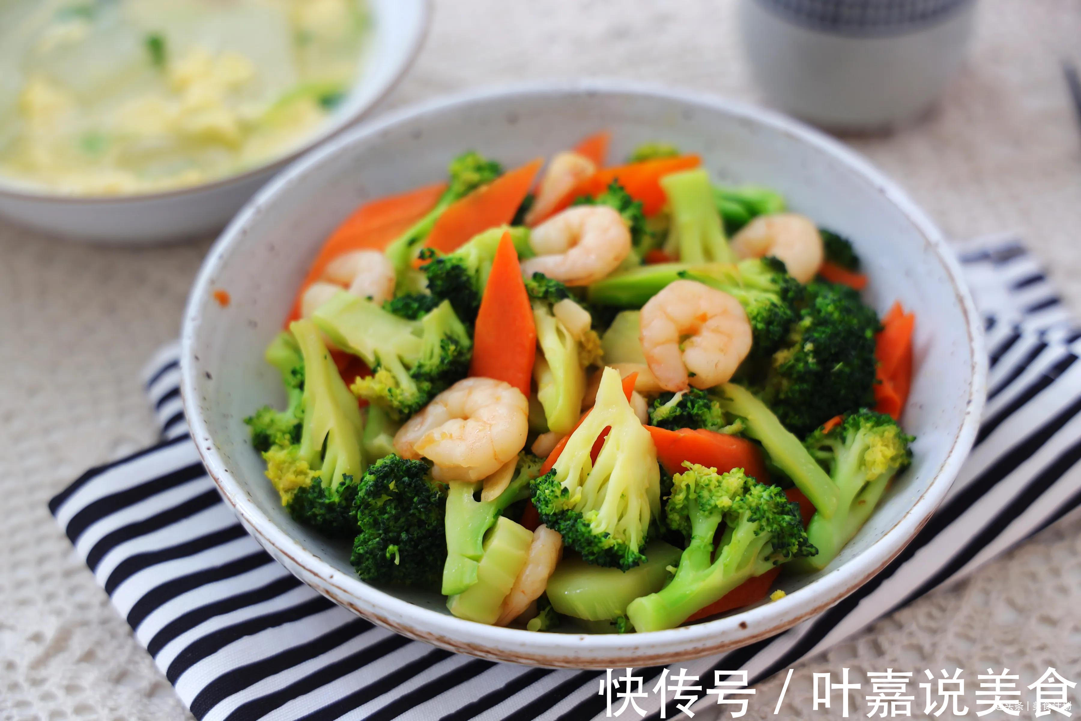 天气热，5道下饭菜超棒！低脂低热量，膳食纤维高，多吃身体棒