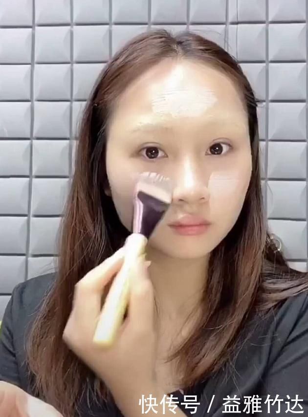 长发|长发女生仿妆蒙娜丽莎,开始别太想当然,看到最后真像是幅画