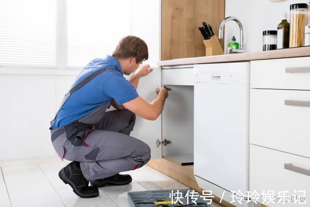 黑乎乎|等我买第二套房子,厨房也不装吊柜!如今流行“高低柜”,更实用