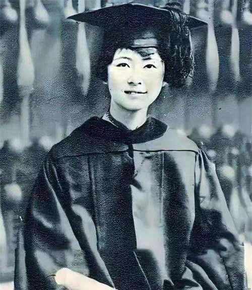 林徽因后人今何在?2子孙都改姓,曾孙女是世界名媛,名字很耳熟